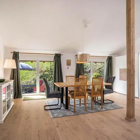 Haus Wiesenruhe 제바흐