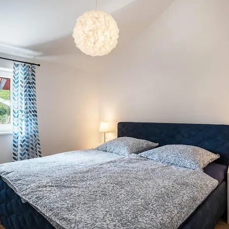 Haus Wiesenruhe 펜션 제바흐